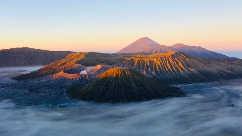 Pemandangan Tanah Karo